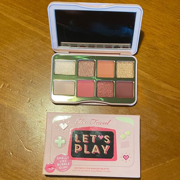 Too Faced Let’s Play on the Fly Eyeshadow Palette - Picture 5 of 16